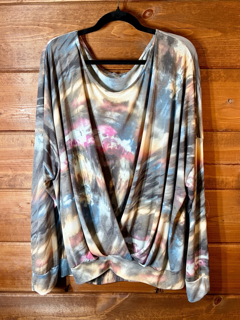 white birch Multicolor Tie-Dye Draped Crossover Long Sleeve Top Size 2X 💕🩶